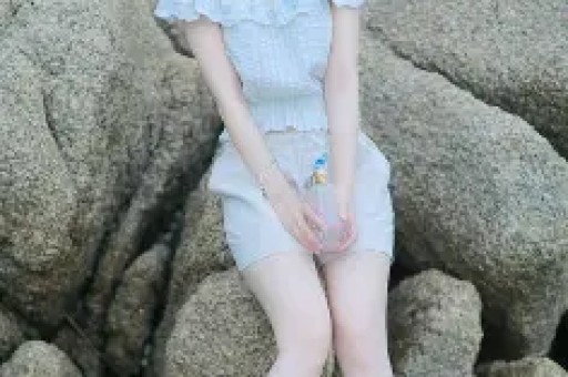 赵樱子爆料震惊全网：8000万顶流男星片场遭富婆怒闹真相更魔幻！